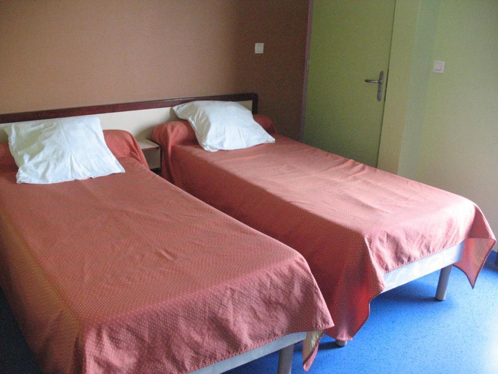 Home Du Buisson Hotel Des Familles Isle Ngoại thất bức ảnh